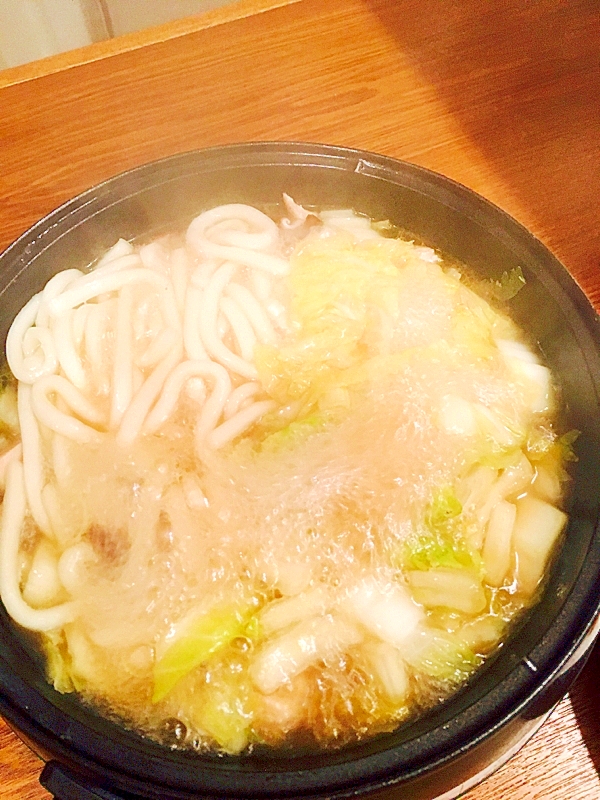 家にあるもので☆簡単なうどん入りの鍋