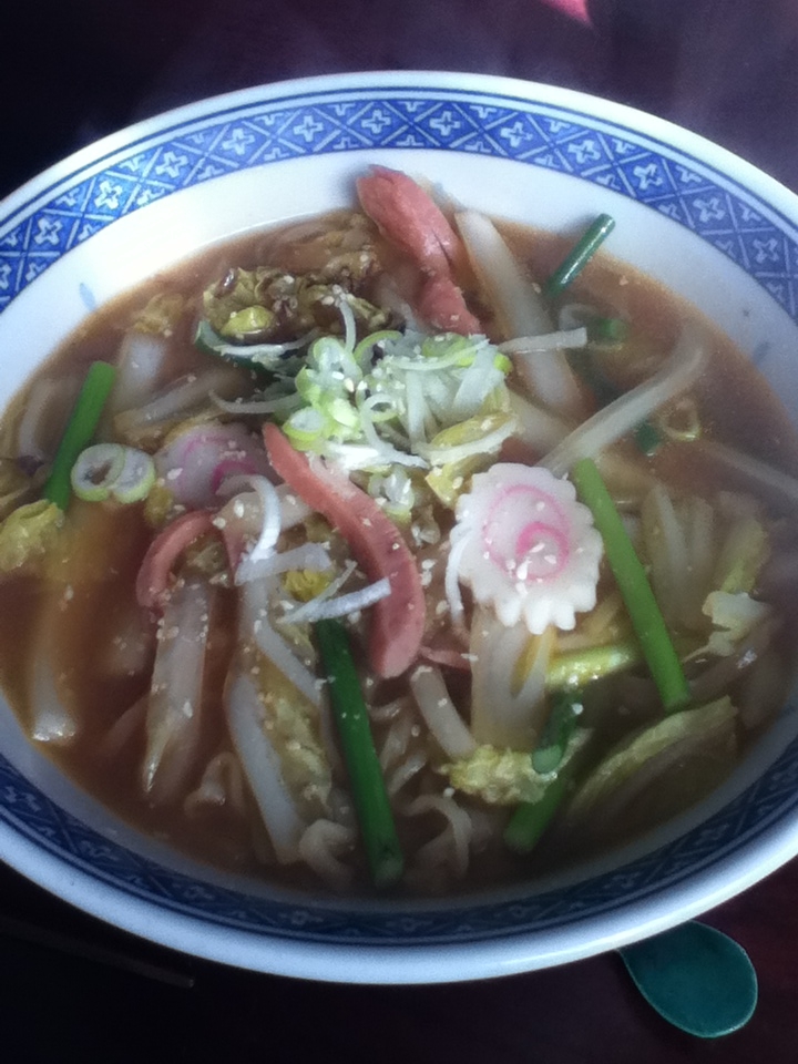 ソーセージと白菜のピリ辛喜多方ラーメン