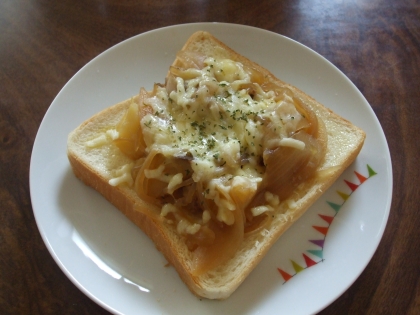 照焼きピザみたい！！◎肉じゃがトースト◎