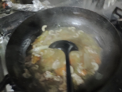 野菜たっぷり☆2人前の皿うどんで3人分♪