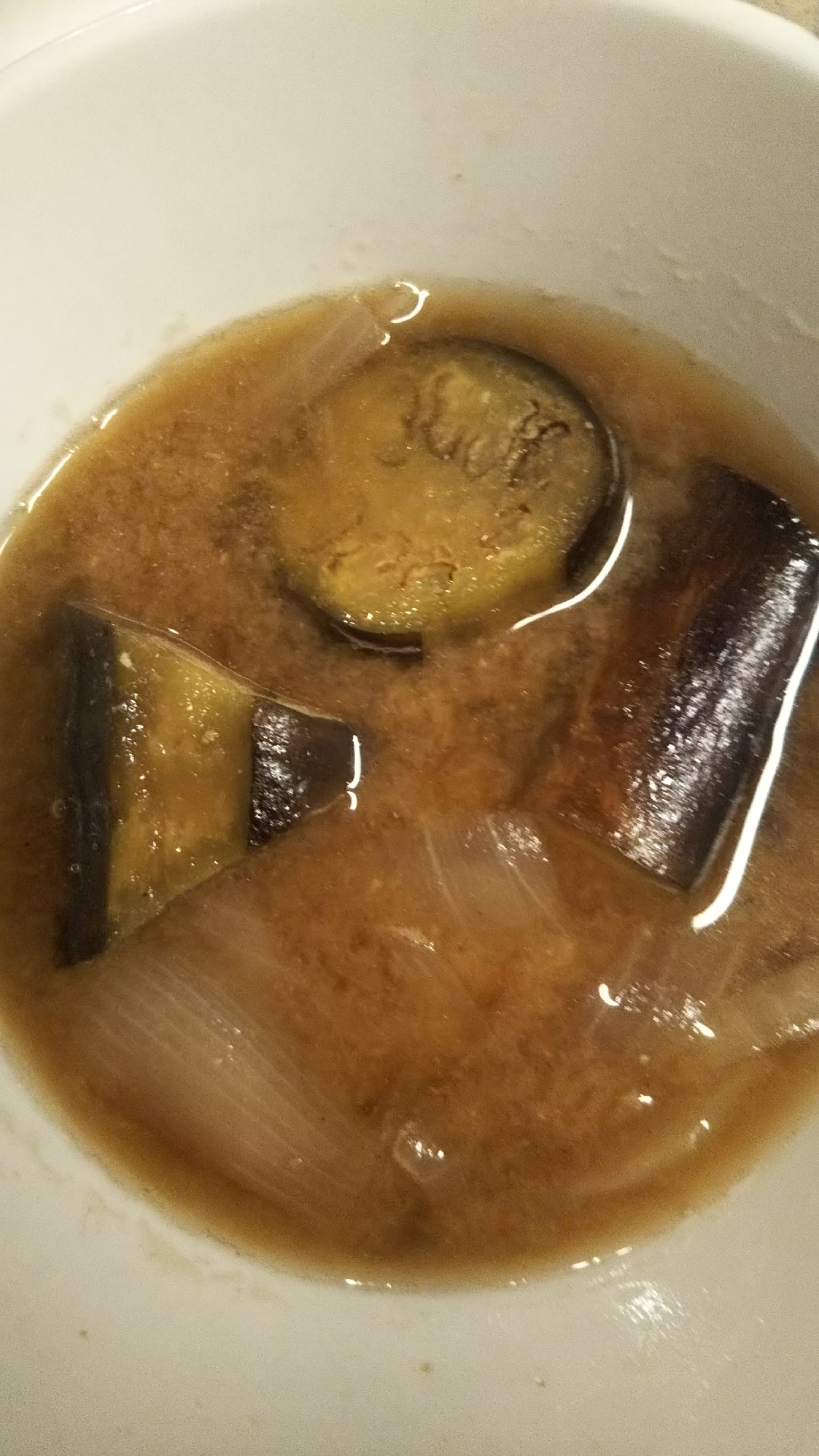 焼きなすと玉ねぎの味噌汁 レシピ 作り方 By ねこばっか 楽天レシピ 焼きなすと玉ねぎの味噌汁 レシピ 作り方 By ねこばっか 楽天レシピ