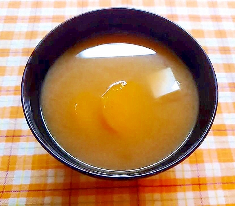 薩摩芋と木綿豆腐の味噌汁