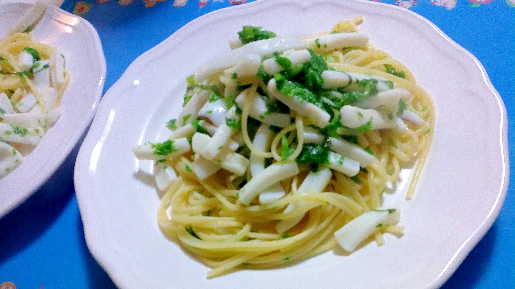 イカとワサビ菜と大葉のスパゲティ