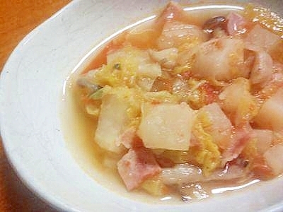 白菜・大根・トマトの　スープ