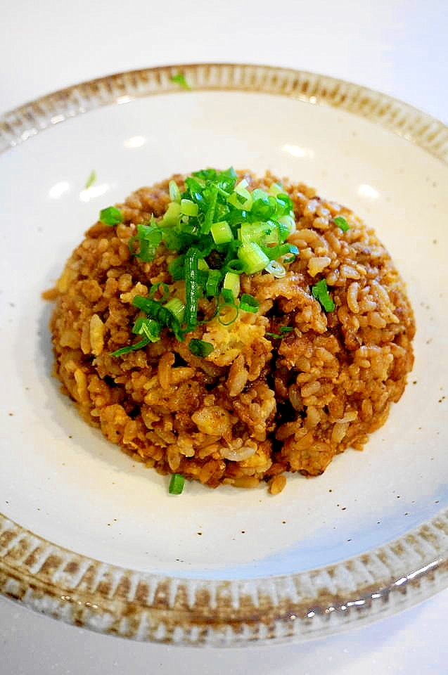 サバの味噌煮の残り汁で作る！鯖味噌チャーハン