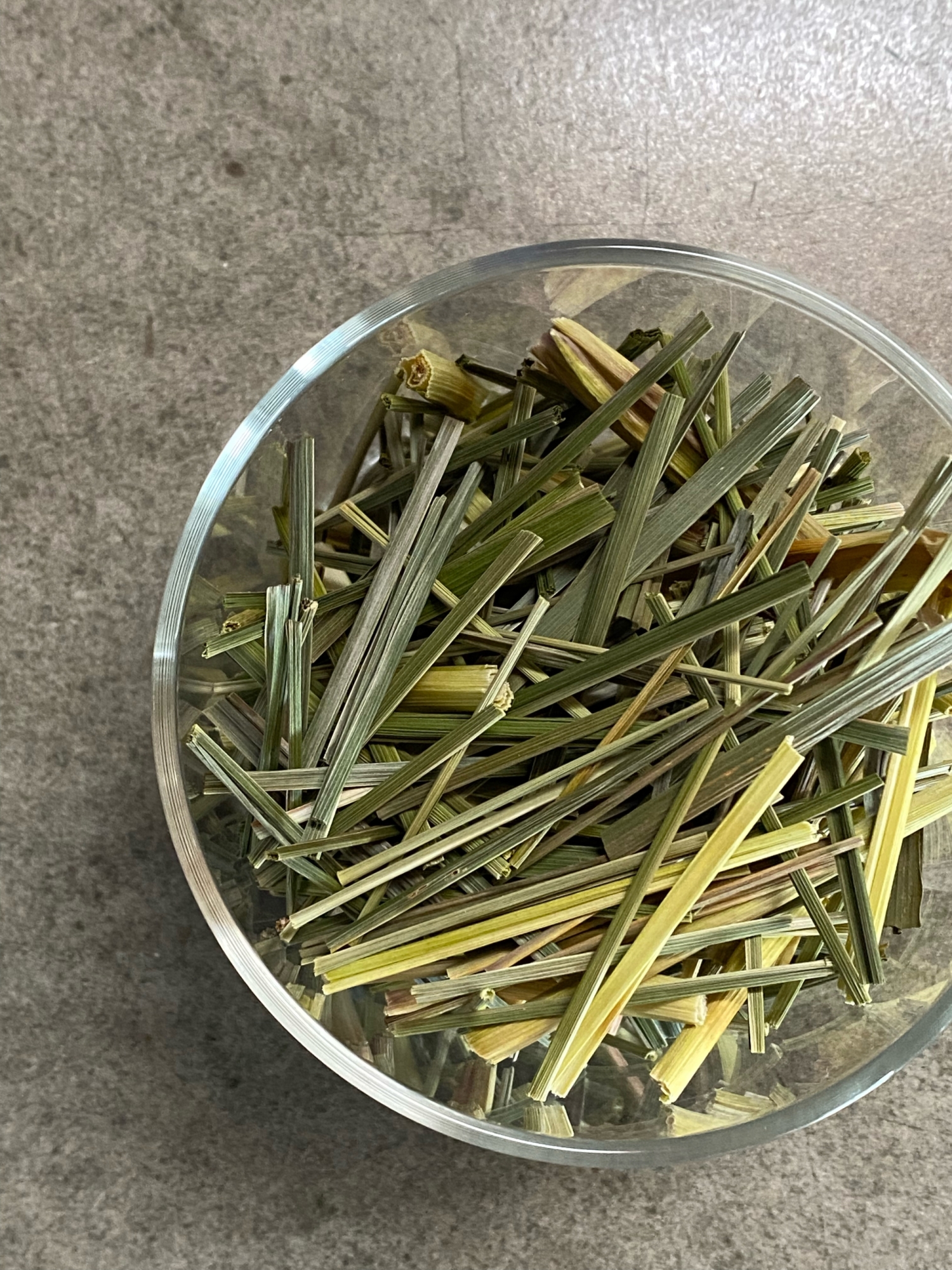 ハーブティーにも 乾燥レモングラスの作り方 レシピ 作り方 By Megane Clover 楽天レシピ ハーブティーにも 乾燥レモングラスの作り方 レシピ 作り方 By Megane Clover 楽天レシピ