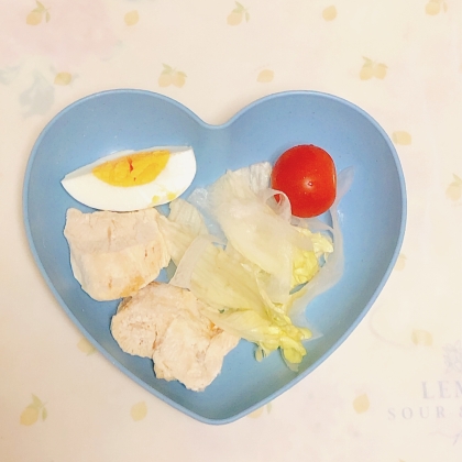 麹生活しましょᕷチキンとチーズのリーフサラダꕤ୭*