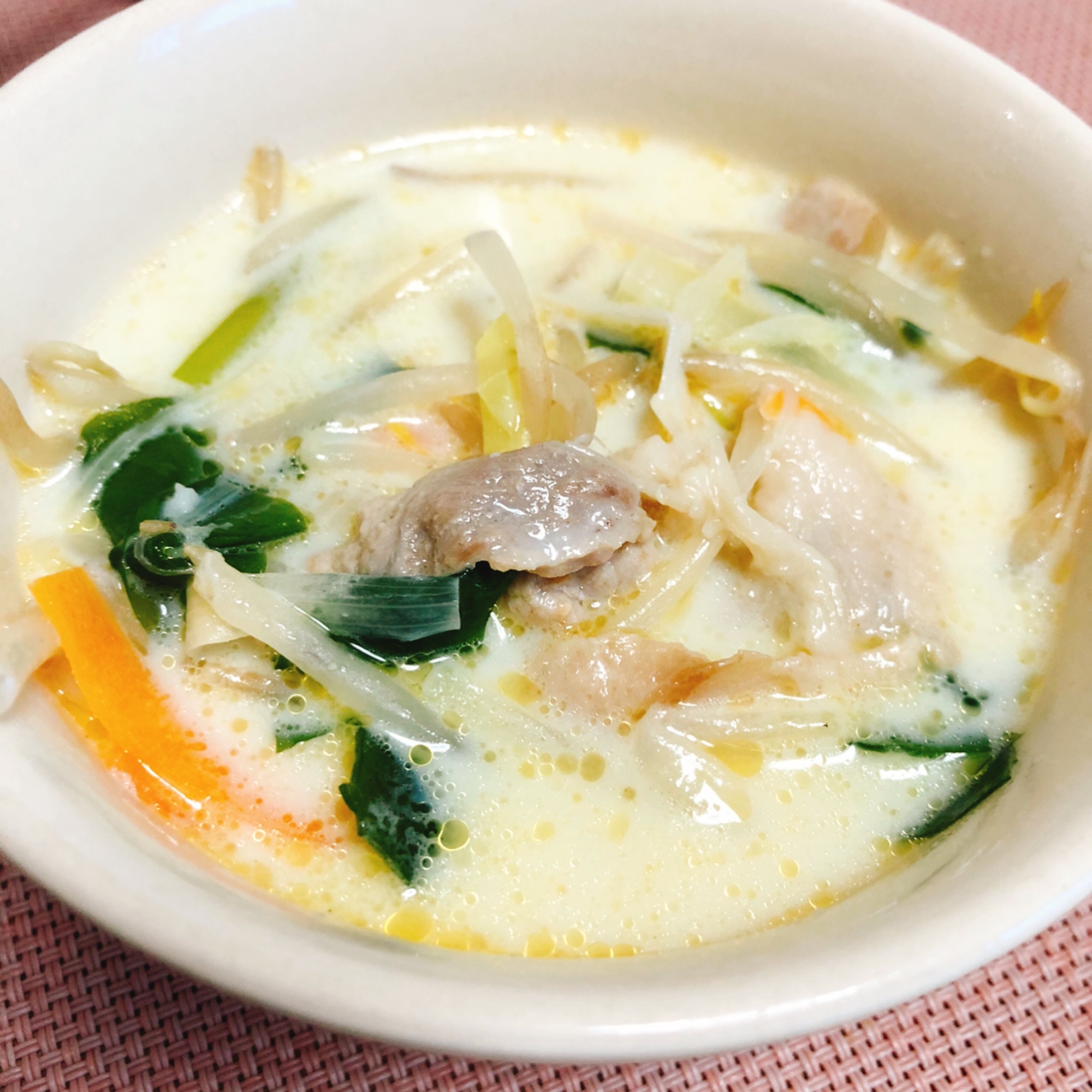 豆乳を使った優しいお味の中華スープ