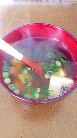 豆腐ととろろ昆布のお吸い物 レシピ 作り方 By Tukuyo93 楽天レシピ