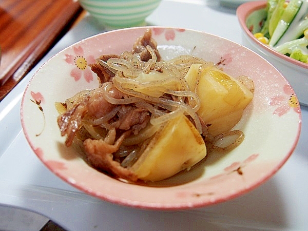 新じゃがと糸こんの煮物