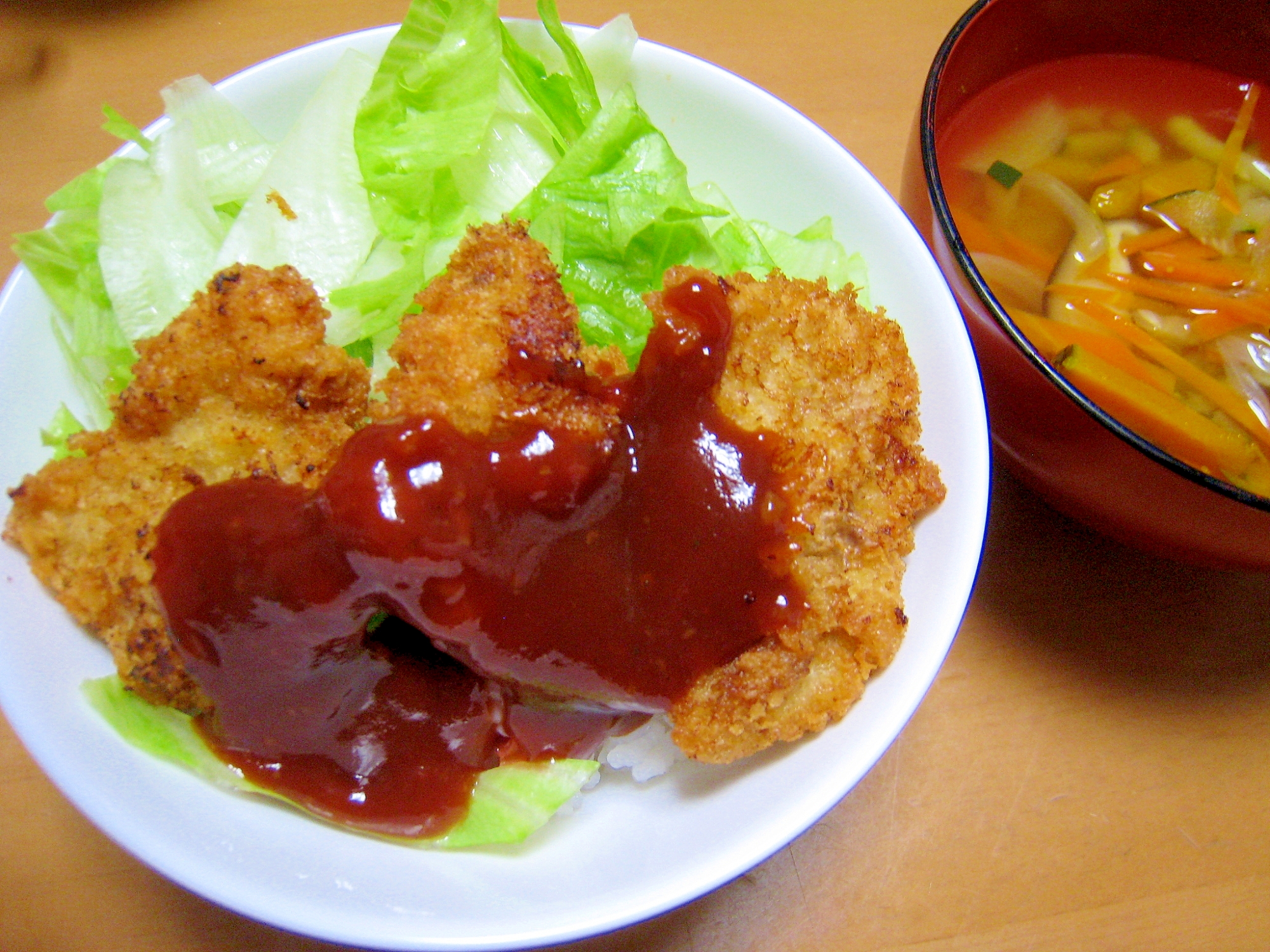 デミカツ丼