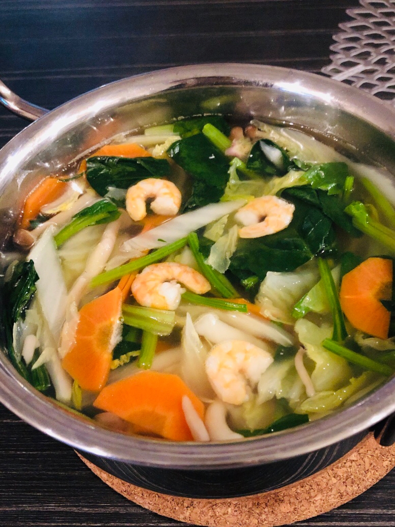 冷凍むきえびで☆野菜たっぷり中華とろみスープ