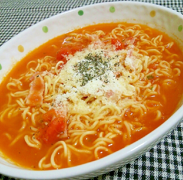 塩トマトバジルラーメン