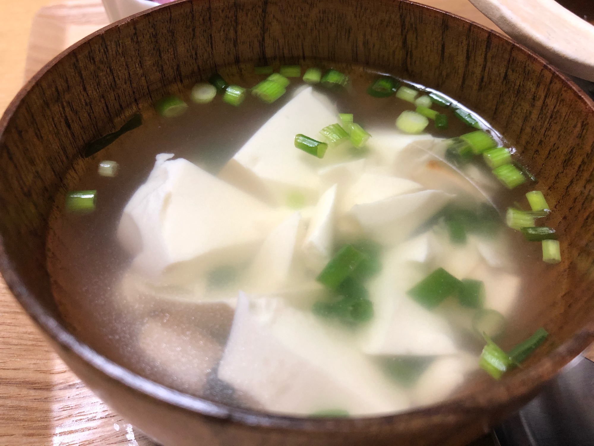 すりおろし生姜と豆腐の鶏がらスープ