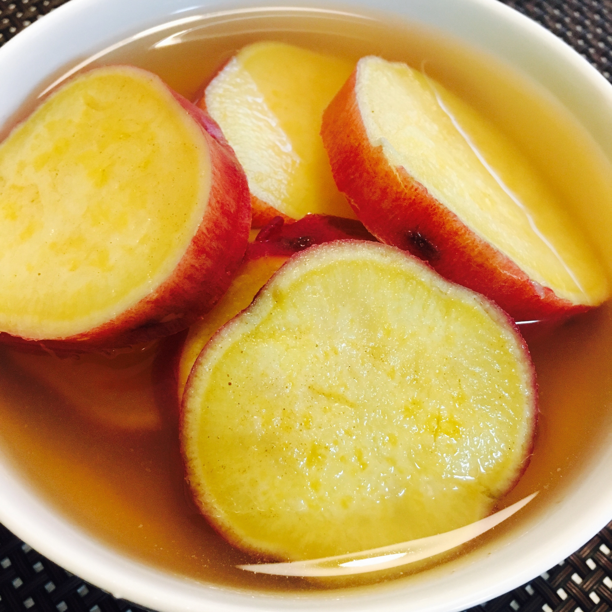 お弁当にも♡さつまいものはちみつレモン煮