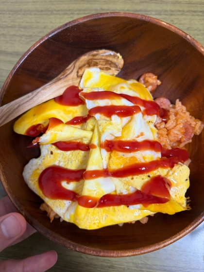 オムライス（たまねぎ・にんじん・鶏むね肉）
