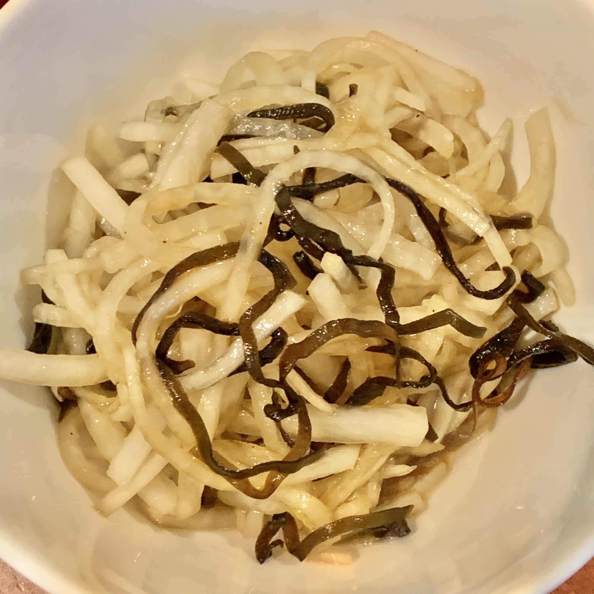 大根の塩昆布和え