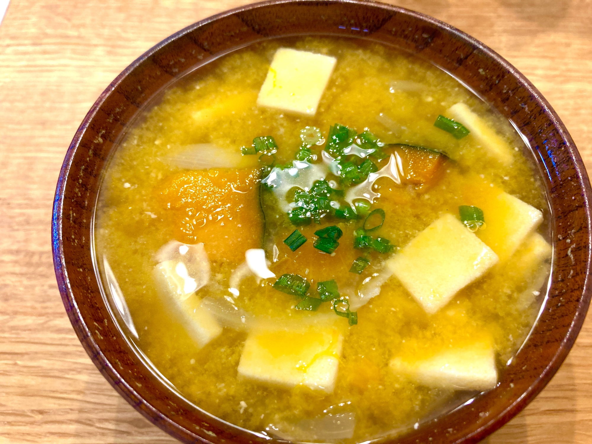 粉末だしで☆南瓜と高野豆腐の味噌汁