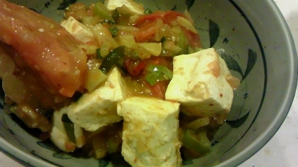 トマトで麻婆豆腐を作るのは初めてでした！お手軽に麻婆豆腐味が作れて良かったです◎