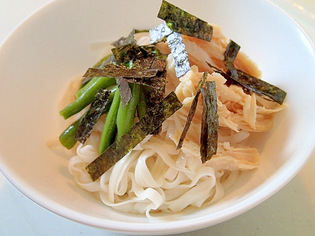 いんげん豆とサラダチキンともみ海苔の糖質0麺