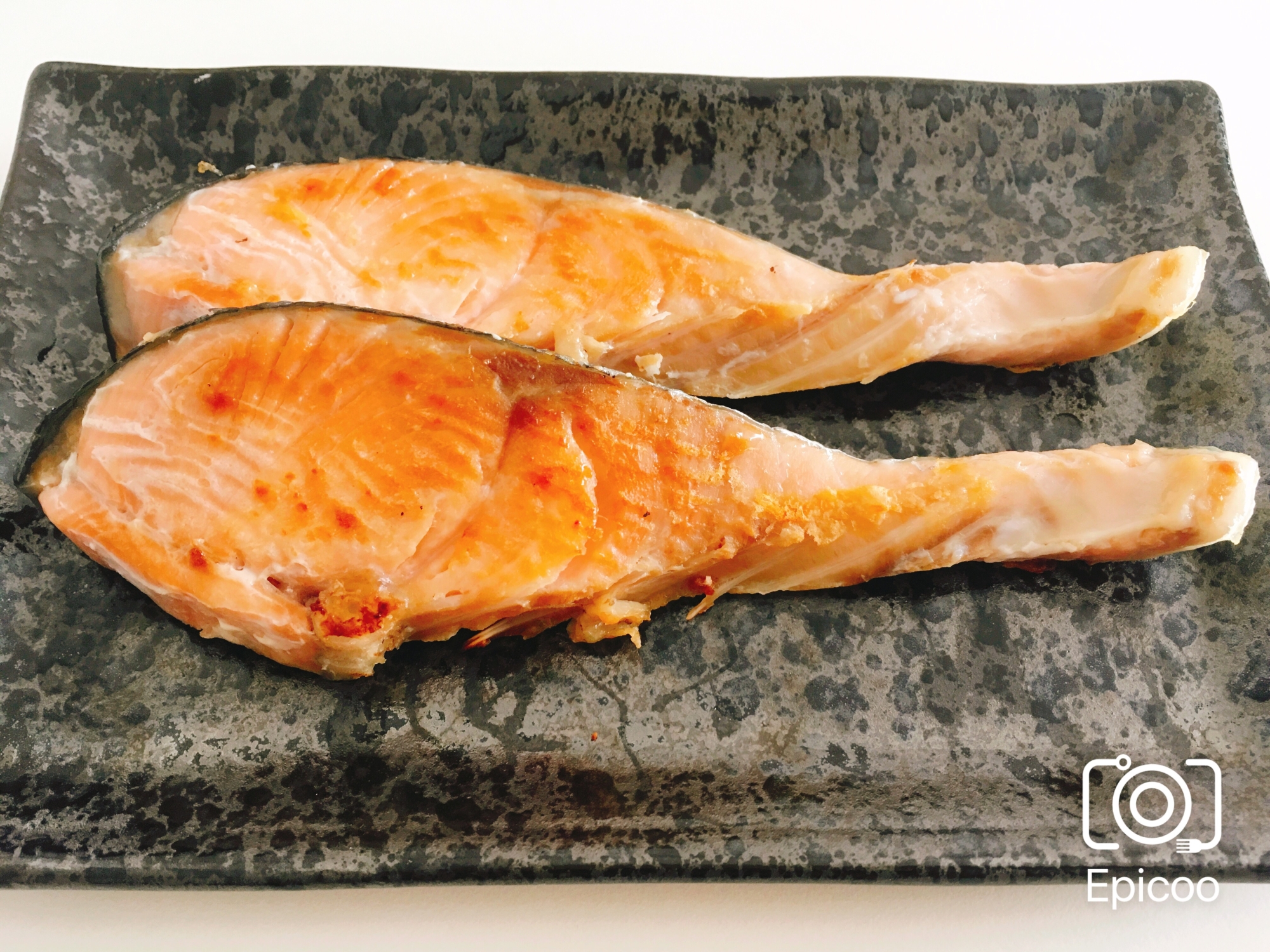 フライパンで簡単 洗い物が楽になる焼き鮭 レシピ 作り方 By 新米幸せママ 楽天レシピ