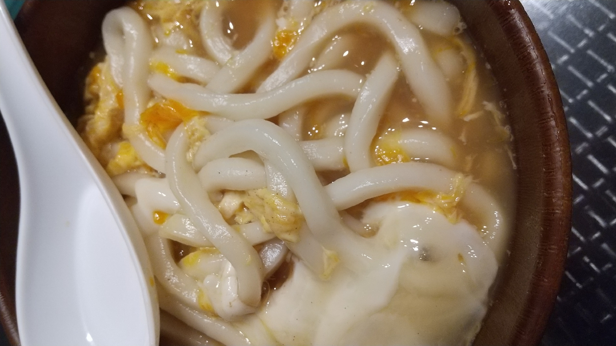 簡単濃いめのたまごうどん！