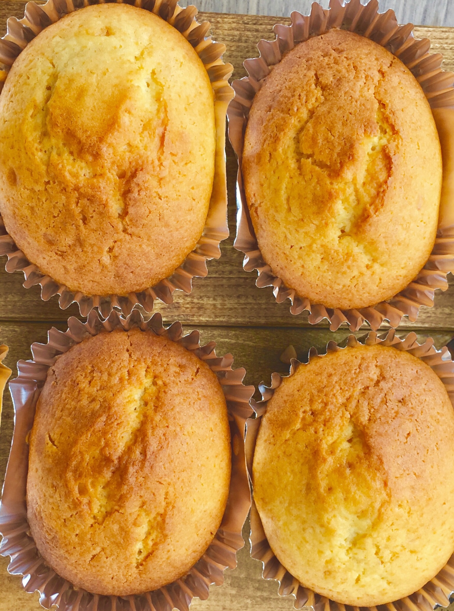 混ぜるだけ!おやつにぴったりカップケーキ♪