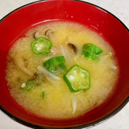 おはようございます
朝食のお味噌汁✨
とても美味しかったです
今日も頑張りましょう