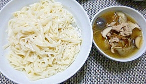 暖か汁で食べる、夏の麺　稲庭うどん編