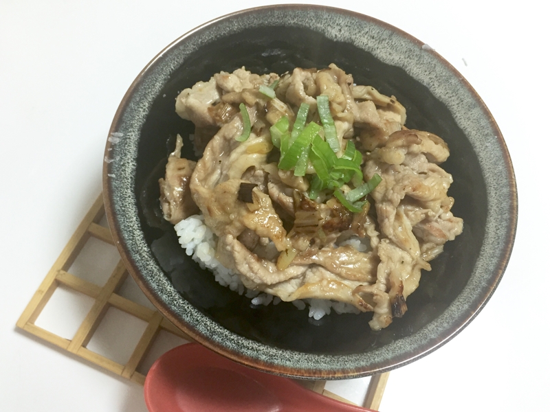 豚丼アレンジ＊ネギ塩豚丼