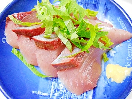 大葉たっぷり ワラサの刺身 レシピ 作り方 By V るん 0394 楽天レシピ 大葉たっぷり ワラサの刺身 レシピ 作り方 By V るん 0394 楽天レシピ