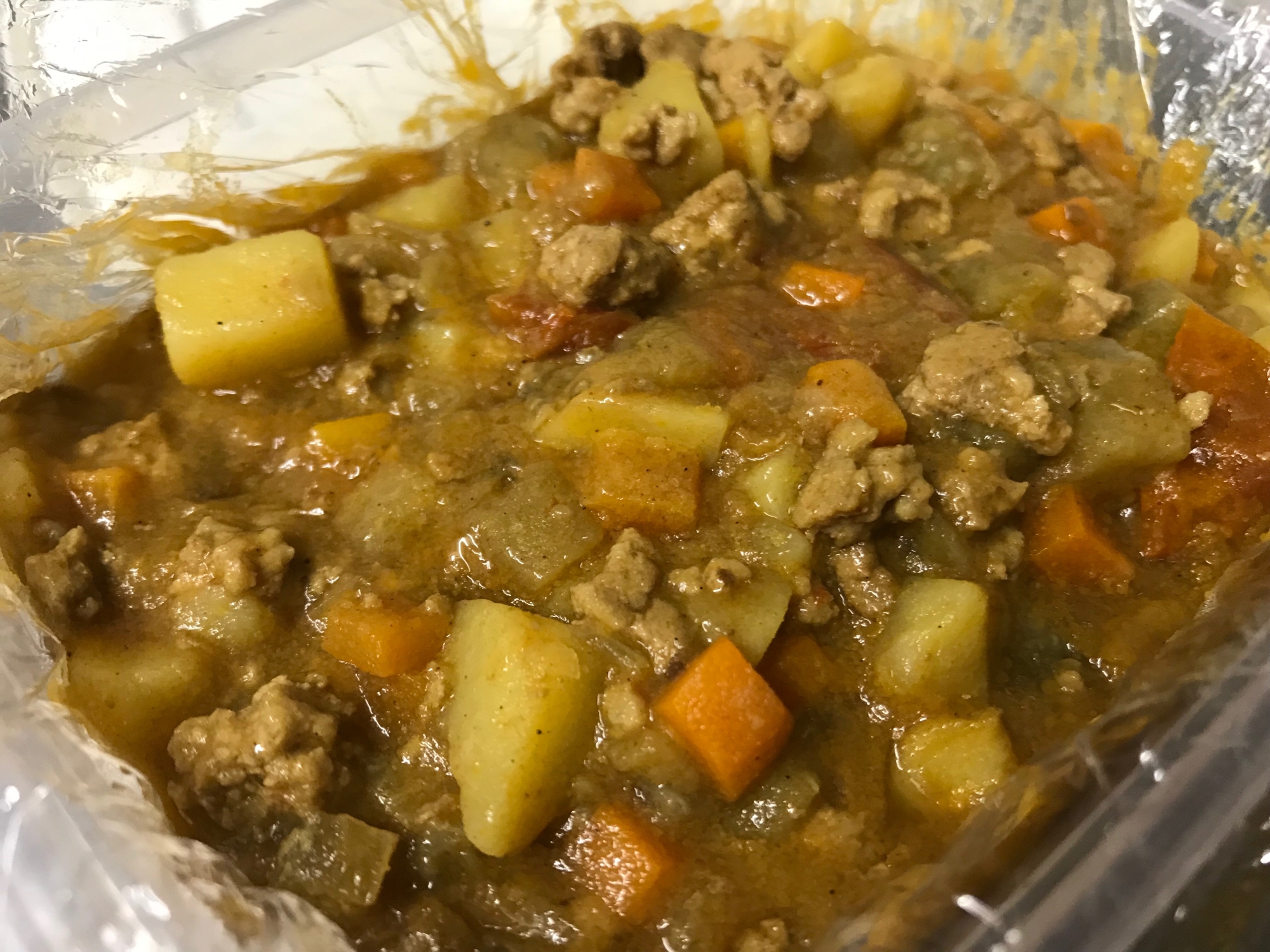 子供も食べやすいみじん切りでカレー