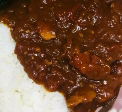 トマトサラダチキンカレー