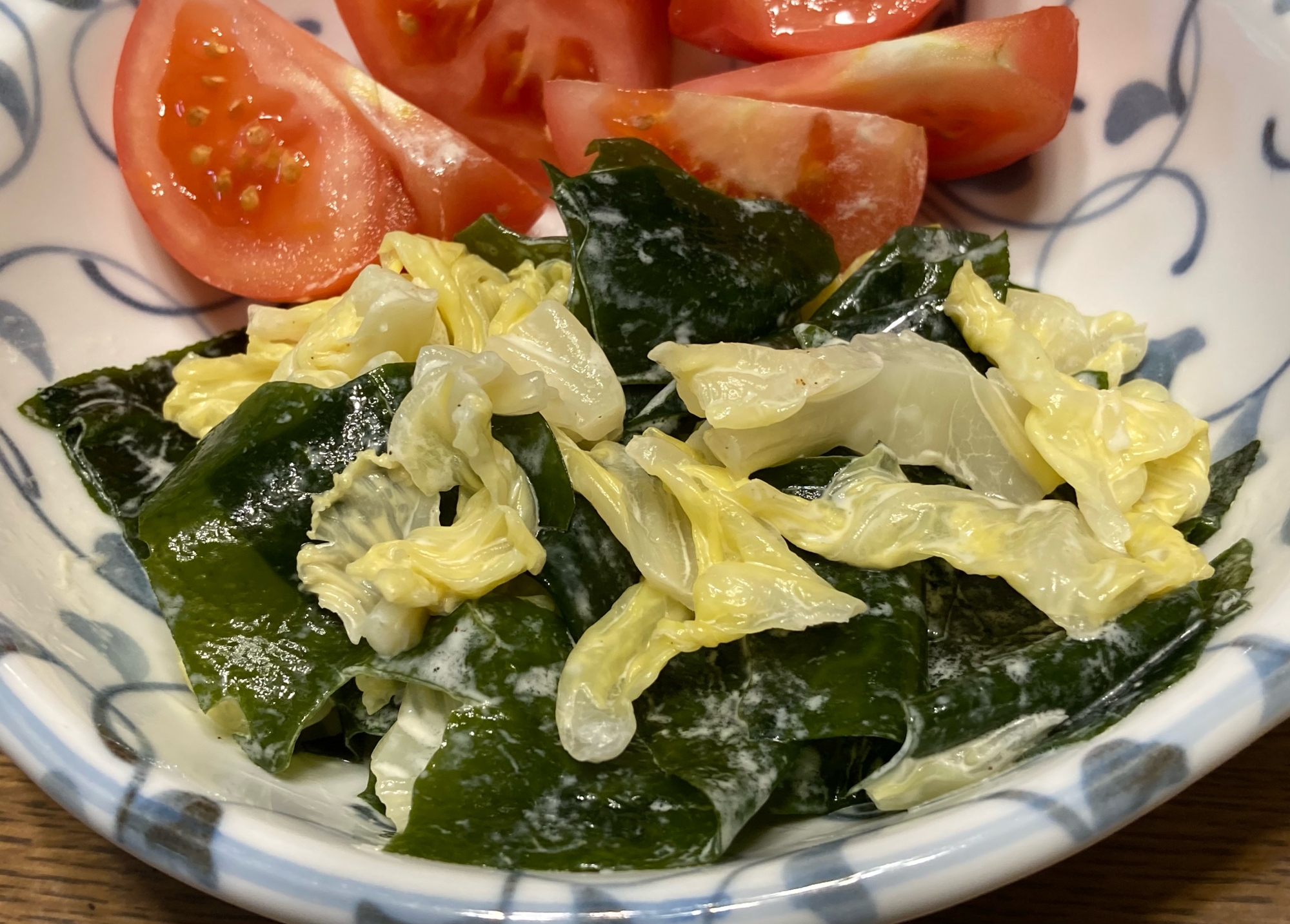 減カリウム！茹でキャベツとワカメのヘルシーサラダ