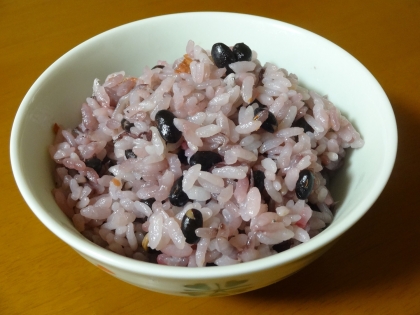 人気の豆ご飯！黒豆ご飯