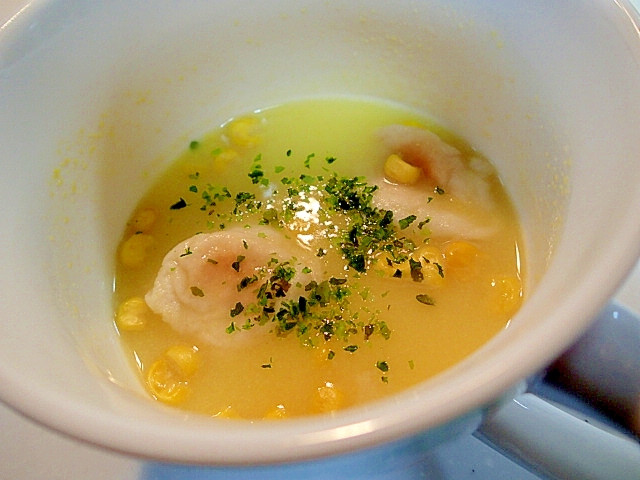 カップスープの素で　もちふ入り生姜香るコーンスープ