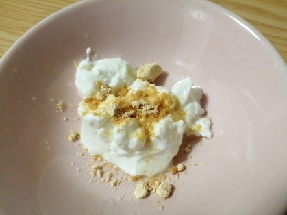 きな粉で作りました♪
チーズのようでとても美味しかったです(*^-^*)