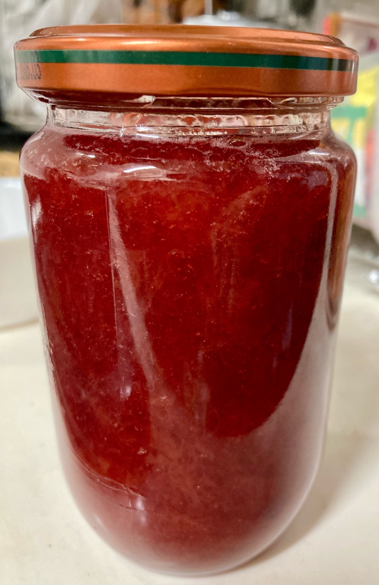 すもものジャム、甘さ控えめ。