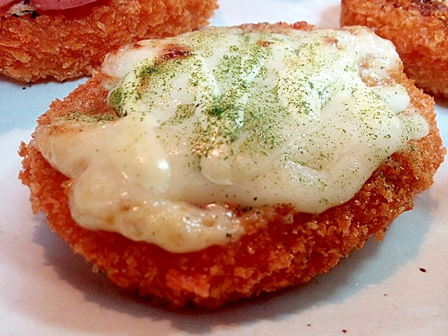 タル/マヨ/パセリで　チーズonおやつコロッケ