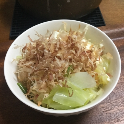 簡単！キャベツの湯豆腐