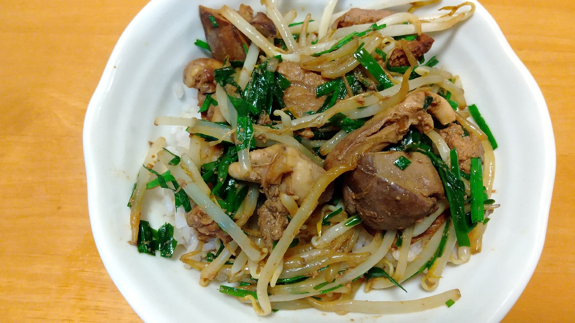 簡単美味しい(^o^)レバニラ丼