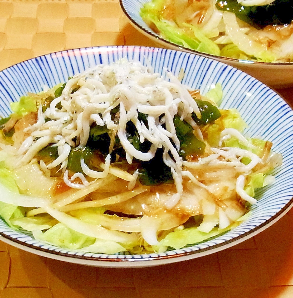 しらすとワカメの新玉ねぎサラダ