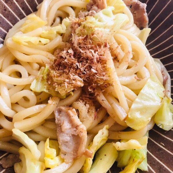 ぱぱっとお昼ご飯 焼うどん レシピ 作り方 By Uuuchan 楽天レシピ ぱぱっとお昼ご飯 焼うどん レシピ 作り方 By Uuuchan 楽天レシピ