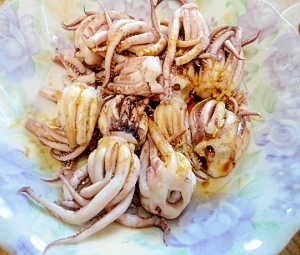 茹でイカゲソを生姜醤油でさっぱりと レシピ 作り方 By Ruby Nao 楽天レシピ