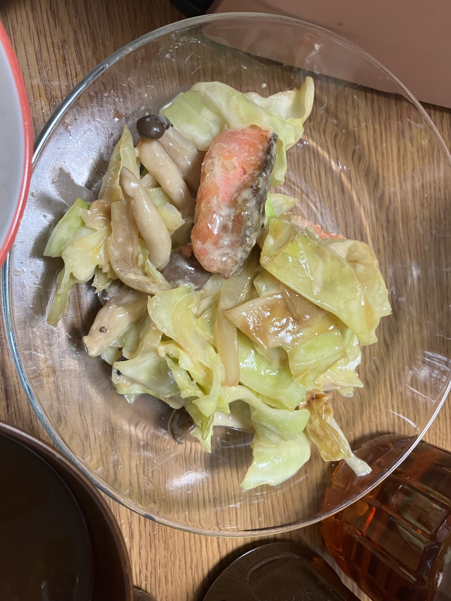 鮭と野菜の味噌マヨ炒め