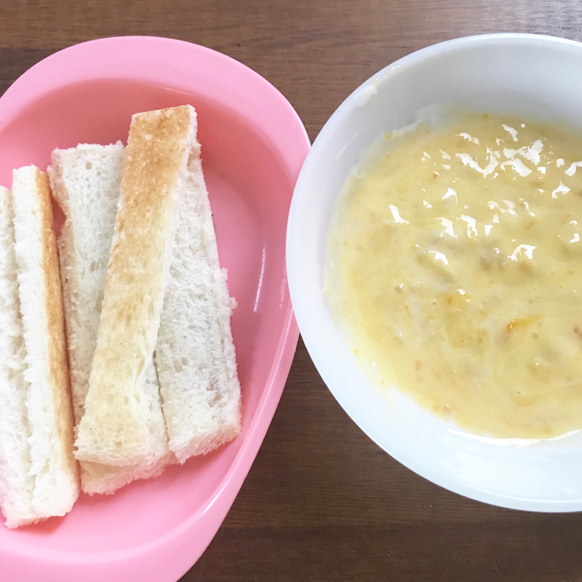 【離乳食】食パンのヨーグルトディップ