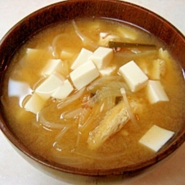 玉ねぎと豆腐の味噌汁 レシピ 作り方 By ぶるぶるらぶ 楽天レシピ 玉ねぎと豆腐の味噌汁 レシピ 作り方 By ぶるぶるらぶ 楽天レシピ
