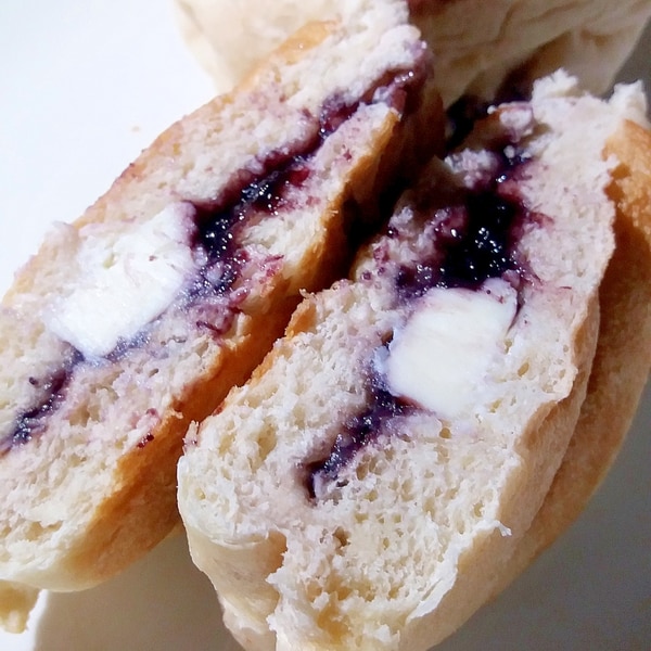 クリームチーズkiriとブルーベリージャムのパン レシピ 作り方 By Samuko 楽天レシピ クリームチーズkiriとブルーベリージャムのパン レシピ 作り方 By Samuko 楽天レシピ