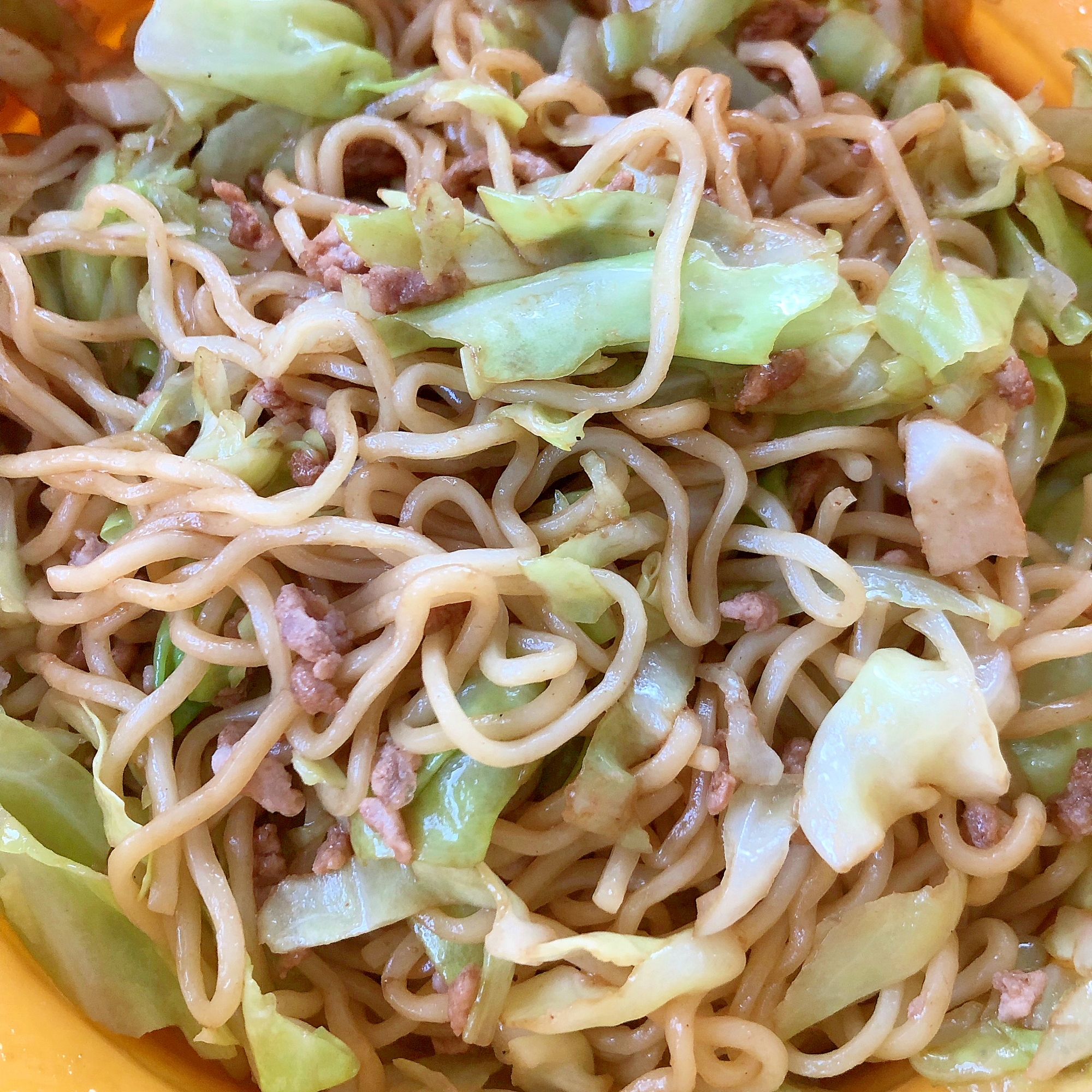 レンジで！キャベツとネギとひき肉の焼きそば☆