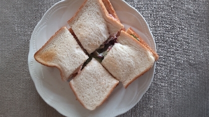 ツナときゅうりのサンドイッチ